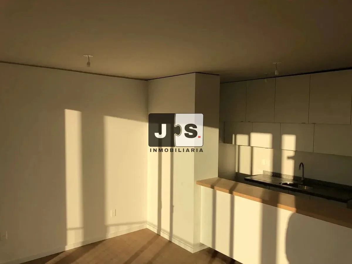 Alquilo Apartamento penthouse a estrenar 2 dormitorios Cordón - Imagen 4