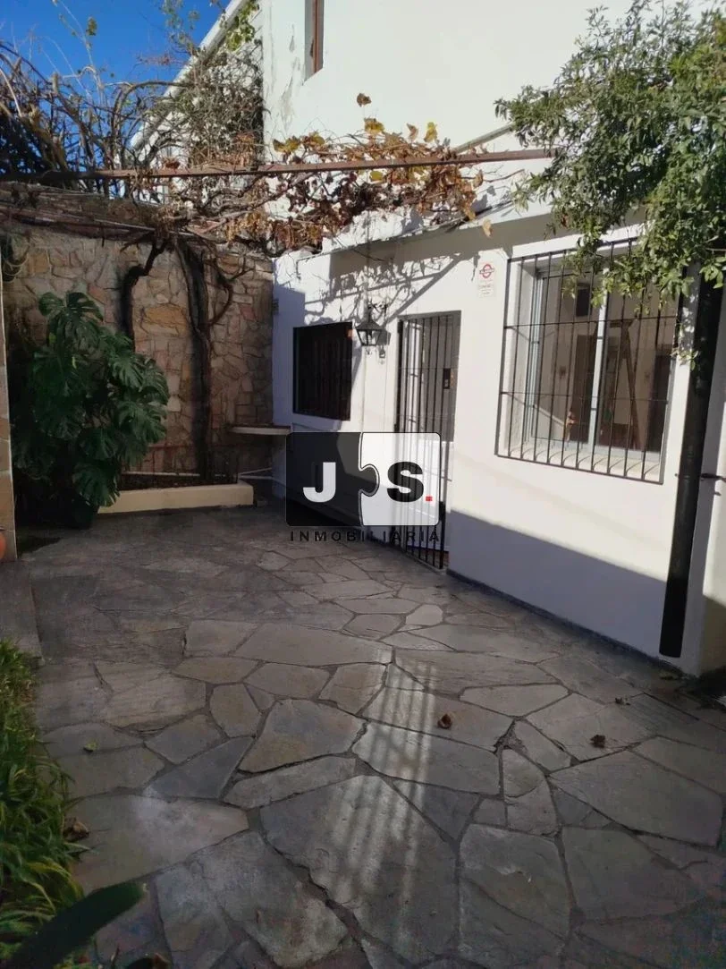 Alquilo Apartamento 3 dormitorios y dos baños con cochera Prado - Imagen 2