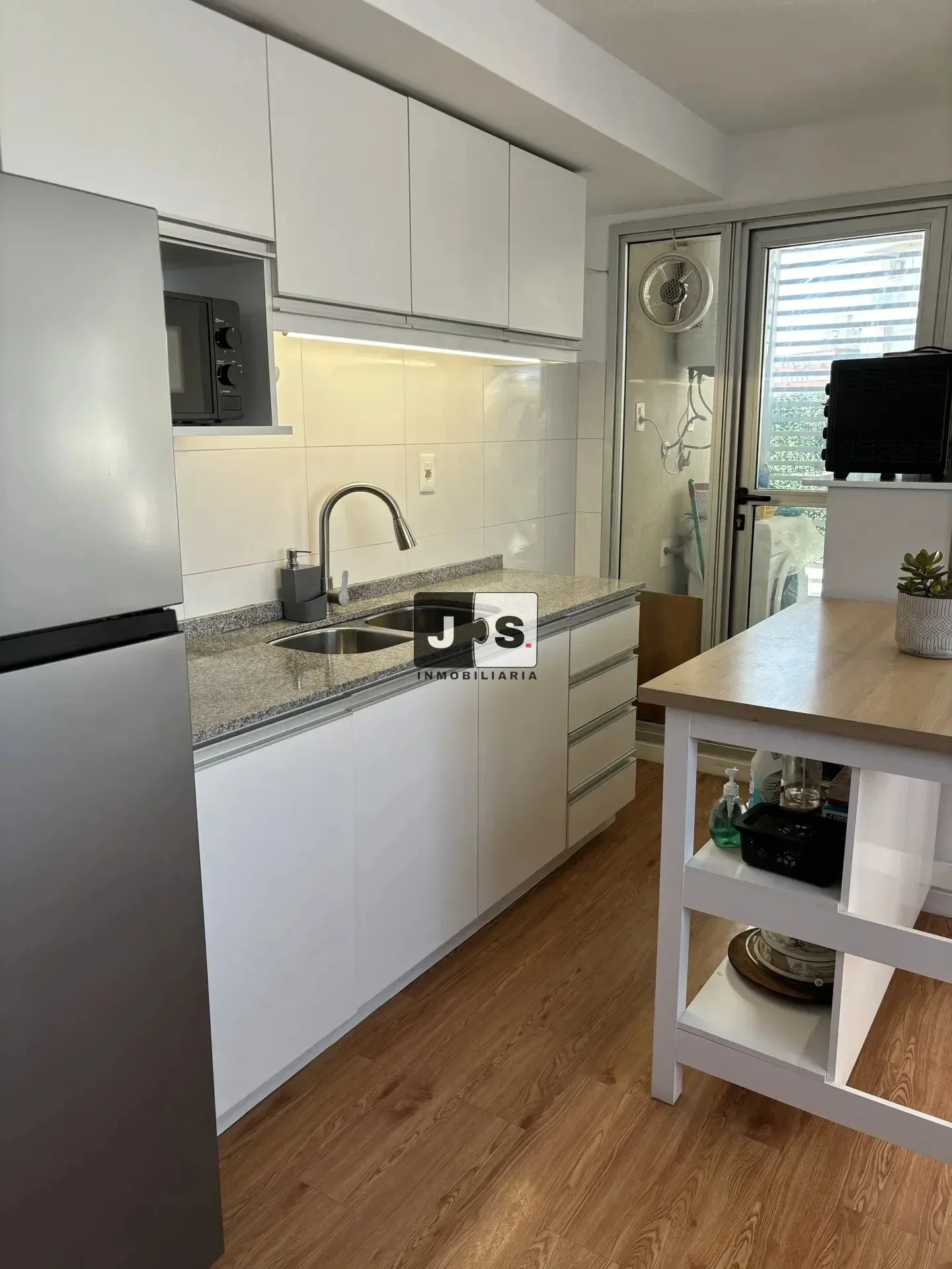 Alquilo apartamento de 1 dormitorio en el barrio Jacinto Vera - Imagen 4