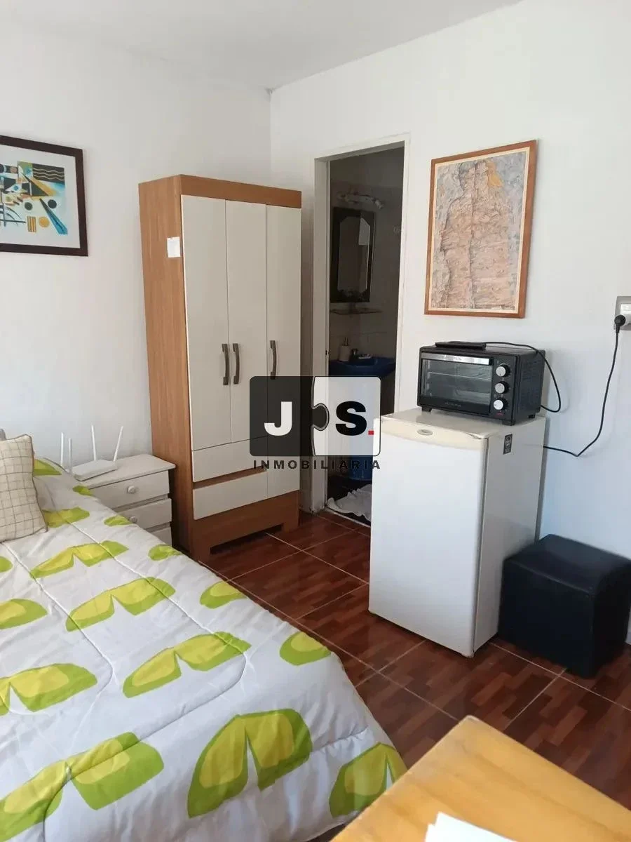 Alquilo Apartamento monoambiente amoblado Tres Cruces - Imagen 3