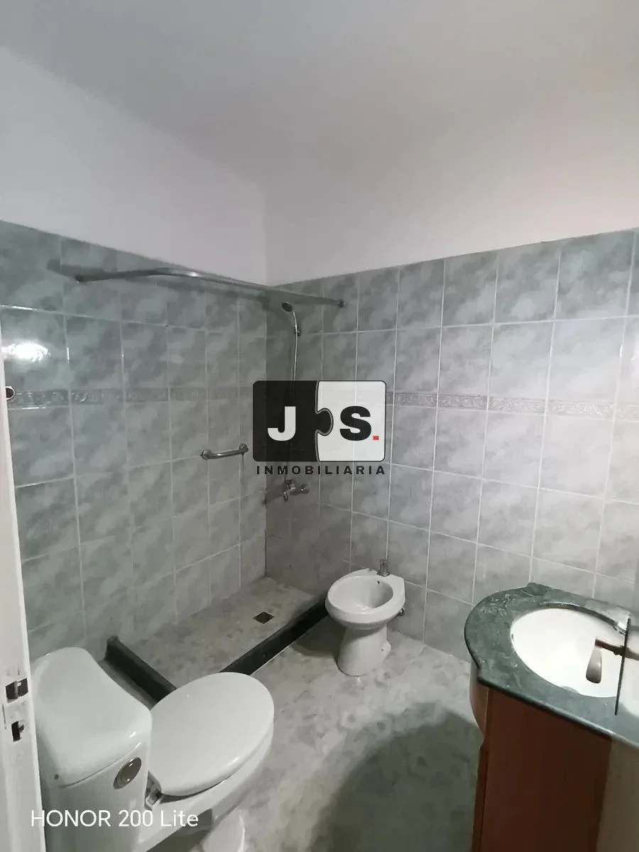 Alquilo apartamento 1 dormitorio en La Comercial - Imagen 4