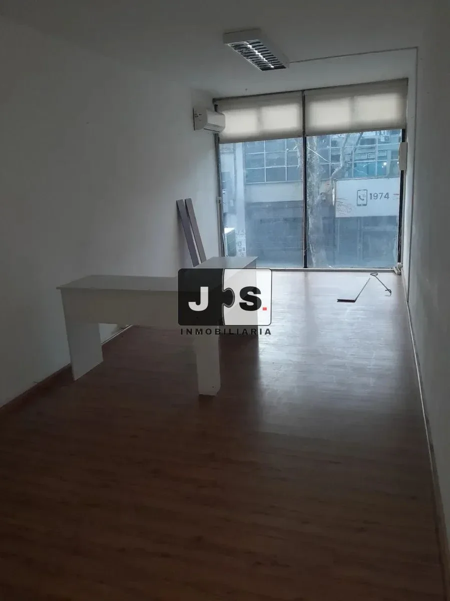 Local Comercial en alquiler ubicado en Centro - Imagen 2