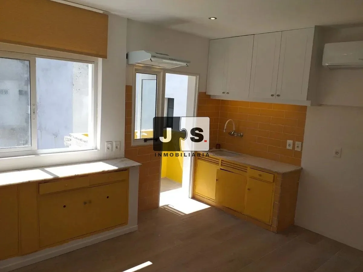 Alquilo Apartamento 1 dormitorio con terraza Centro - Imagen 3