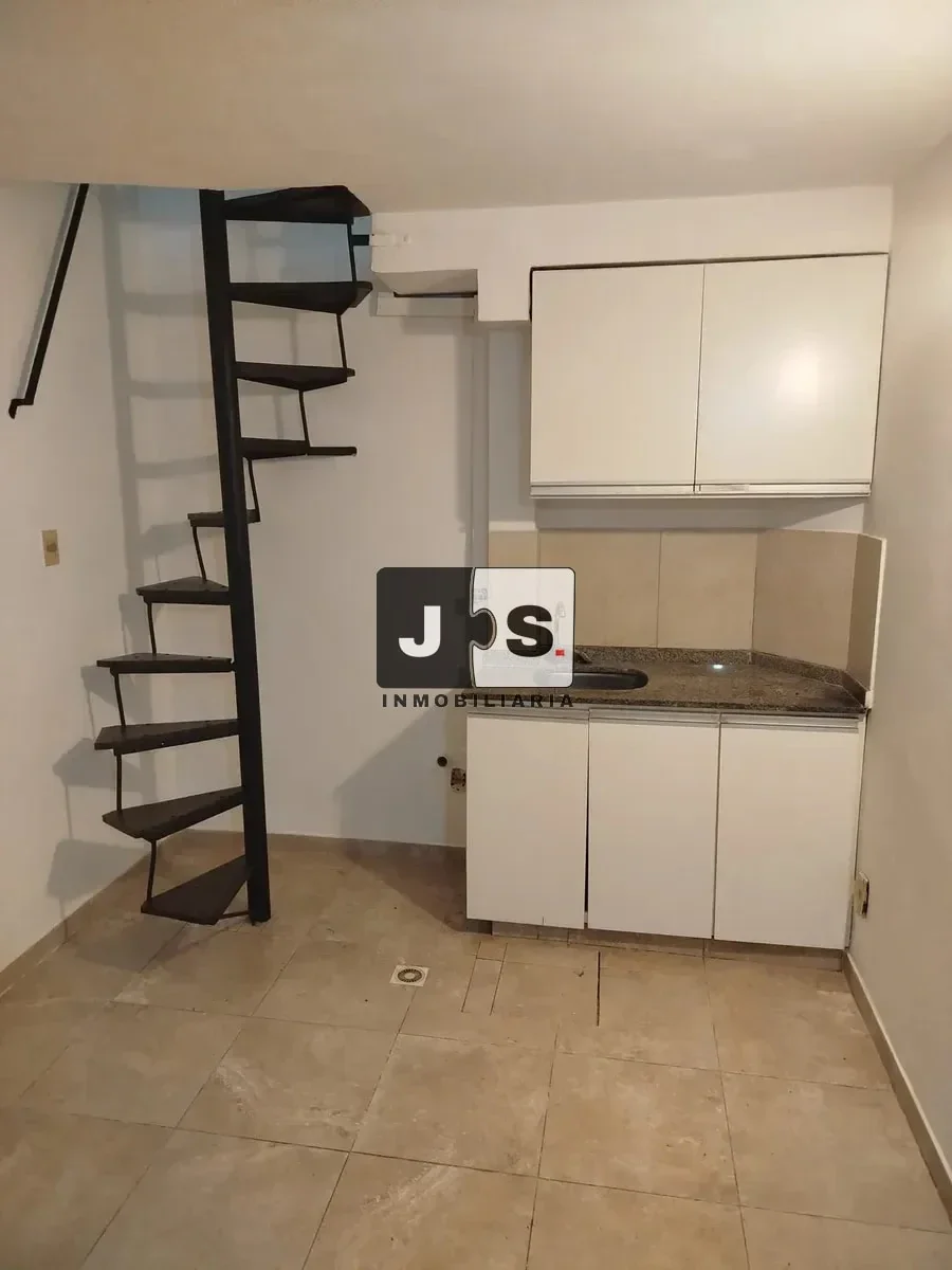 Alquilo Casa triplex 1 o 2 dormitorios Cordón - Imagen 5