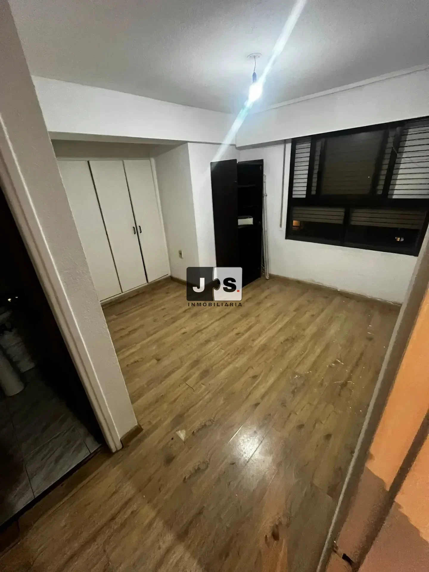 Alquilo apartamento 1 dormitorio Zona Tres Cruces - Imagen 1