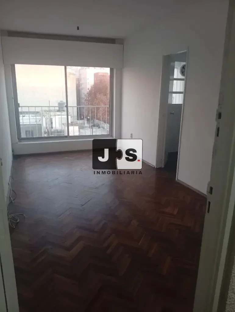 Alquilo Apartamento 1 dormitorio Centro - Imagen 1