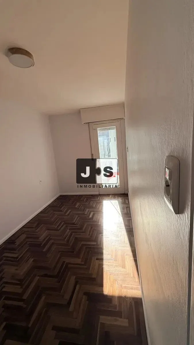 Alquilo Apartamento 2 dormitorios Cordón - Imagen 2