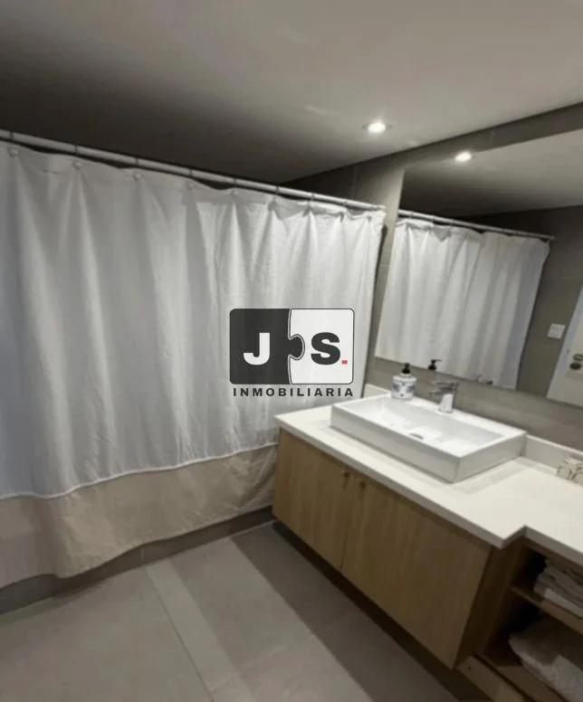 Casa en alquiler c/ cochera en Parque Miramar - Imagen 5
