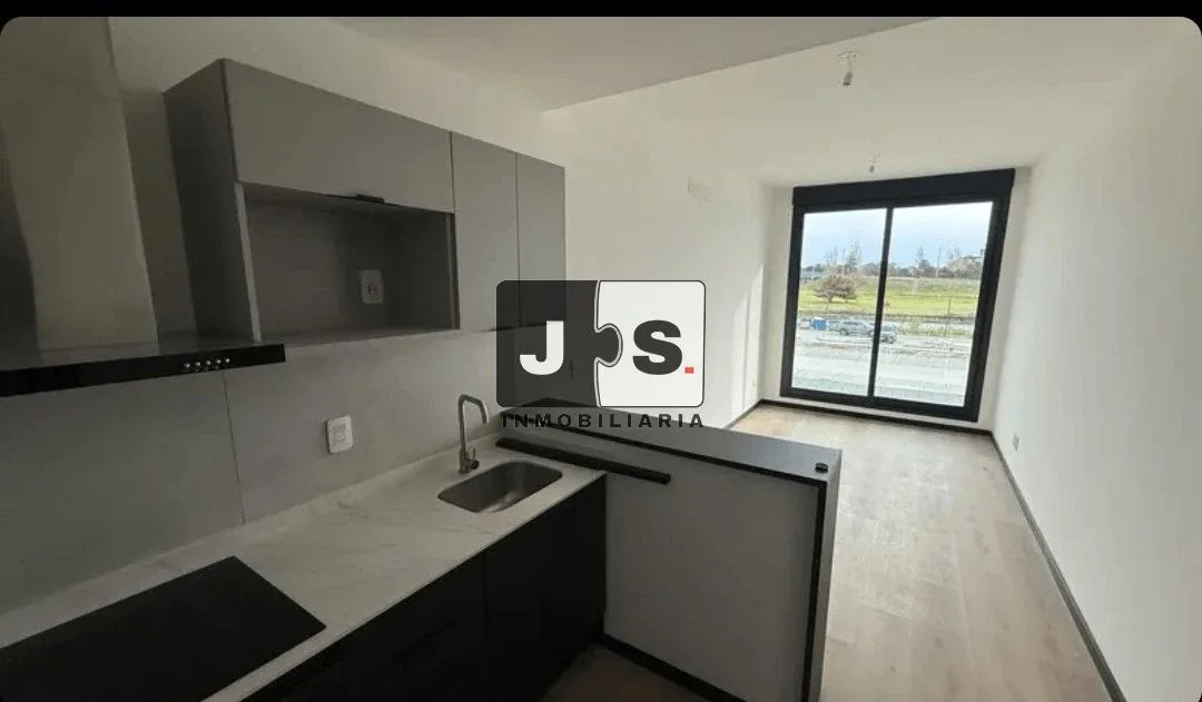Apartamento en alquiler en Parque Miramar - Imagen 2