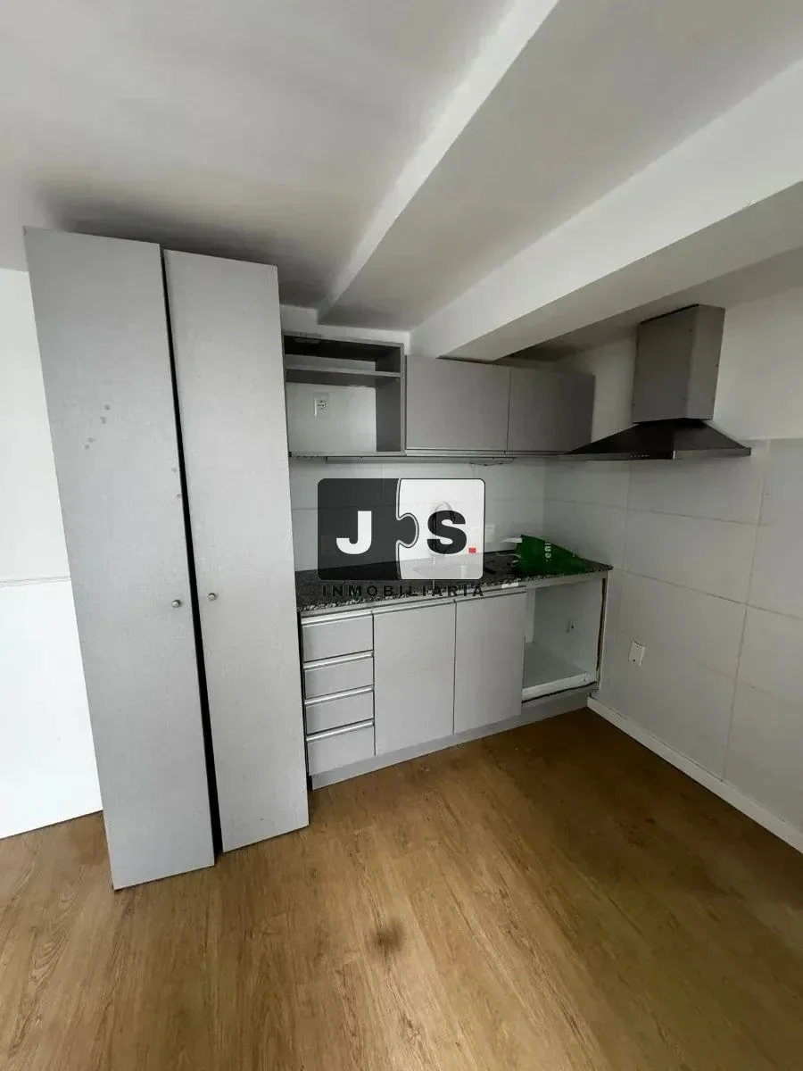 Alquilo Apartamento 2 dormitorios Palermo - Imagen 3