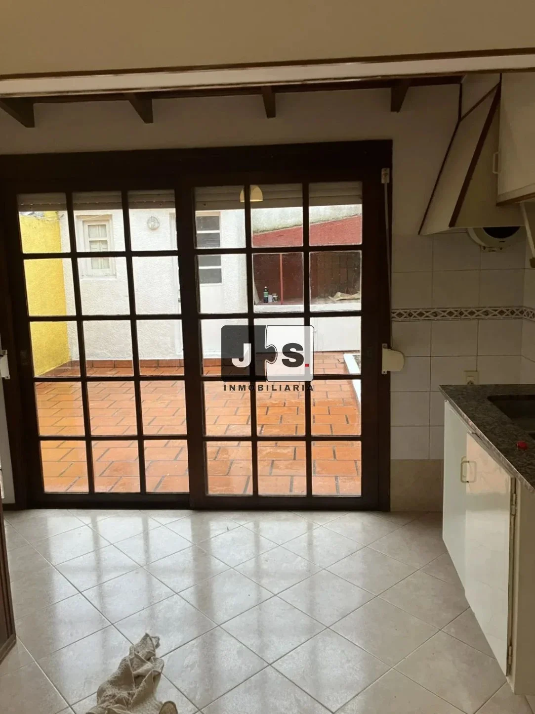 Alquilo Casa 3 dormitorios 2 baños Brazo Oriental - Imagen 4