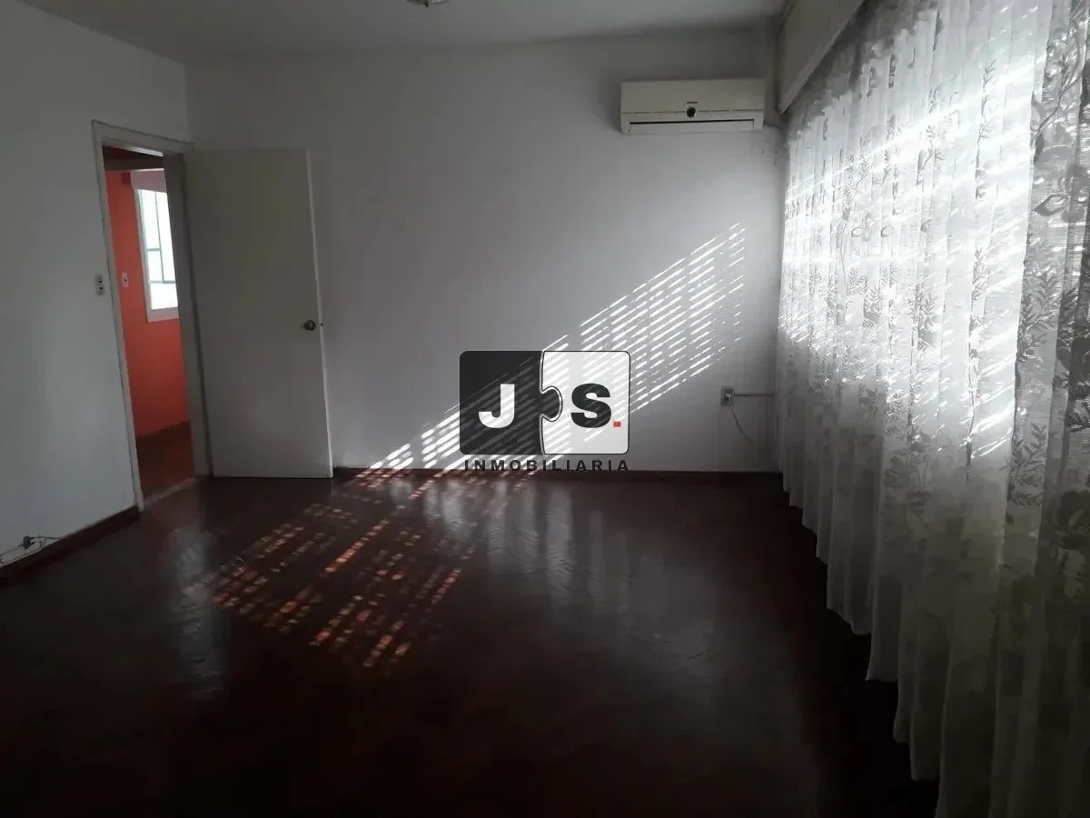 Casa en alquiler c/ cochera en Unión - Imagen 2