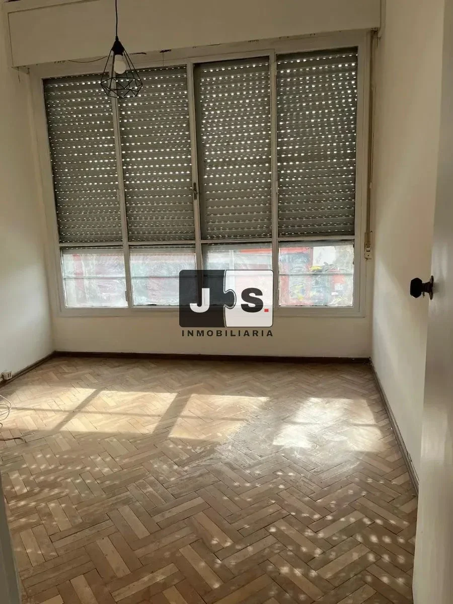 Apartamento en alquiler en La Comercial - Imagen 3