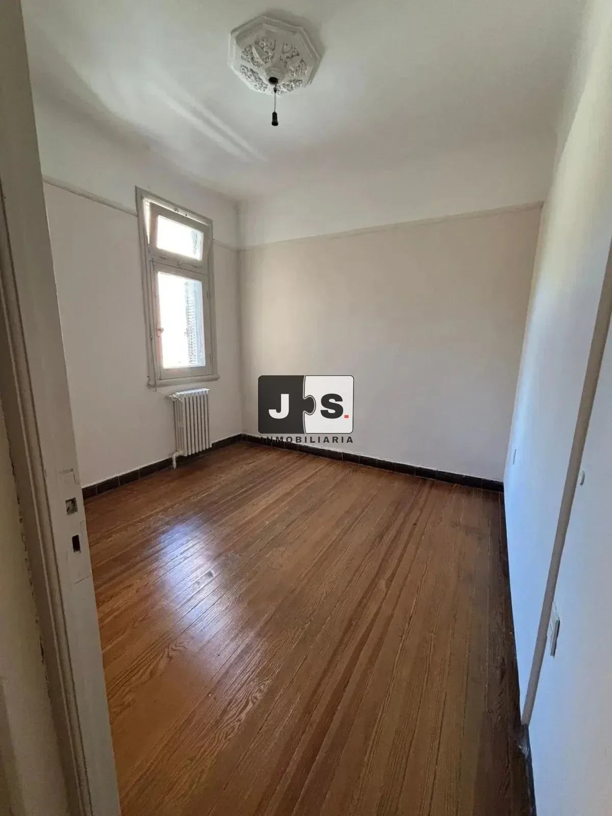 Alquilo Apartamento 6 dormitorios 2 baños en el Centro - Imagen 4