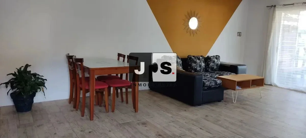 Alquiler de casa de 4 dormitorios en Shangrila con cochera - Imagen 3