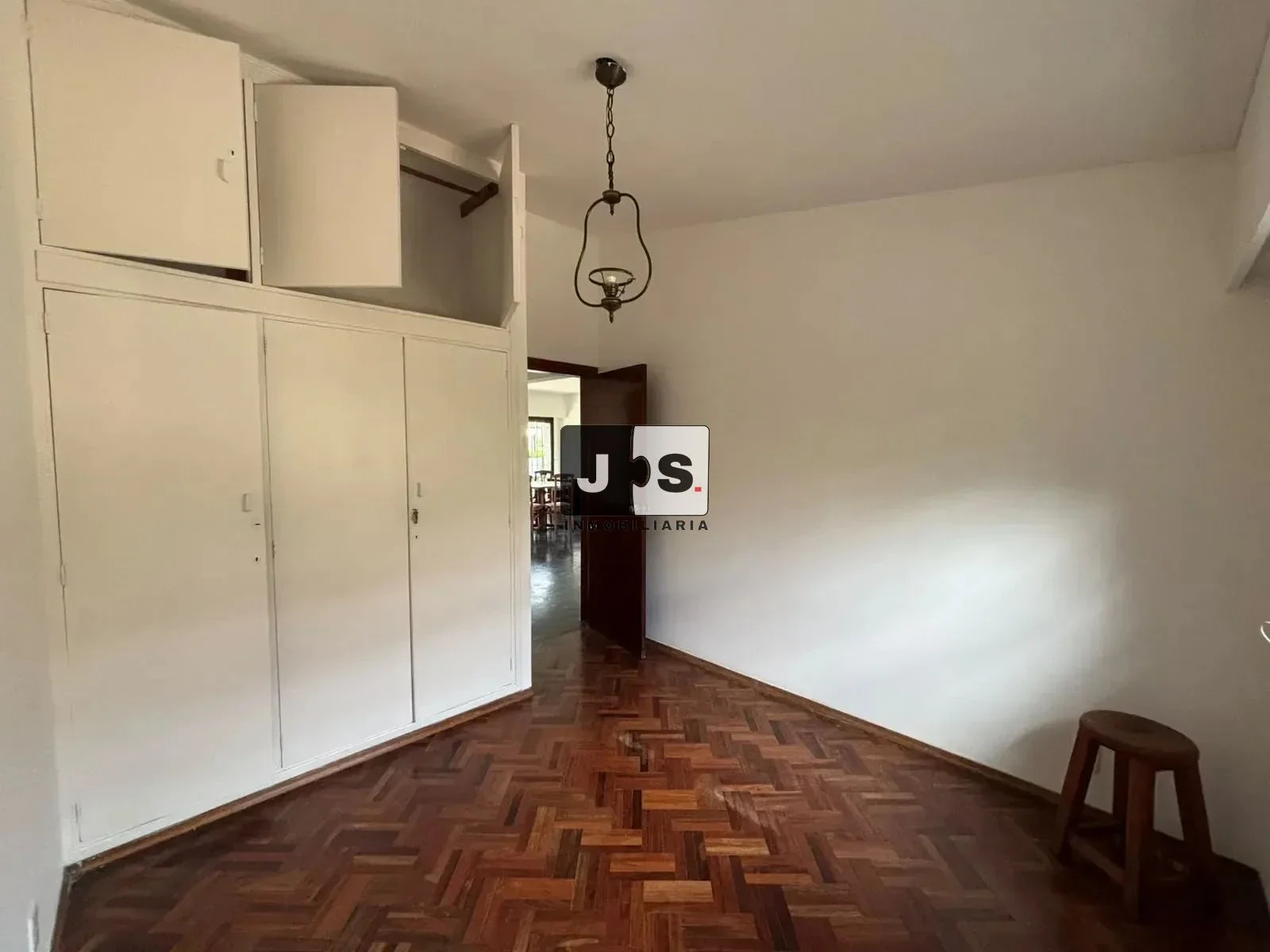 Alquilo casa de 4 dormitorios c/garage Barrio Carrasco - Imagen 5