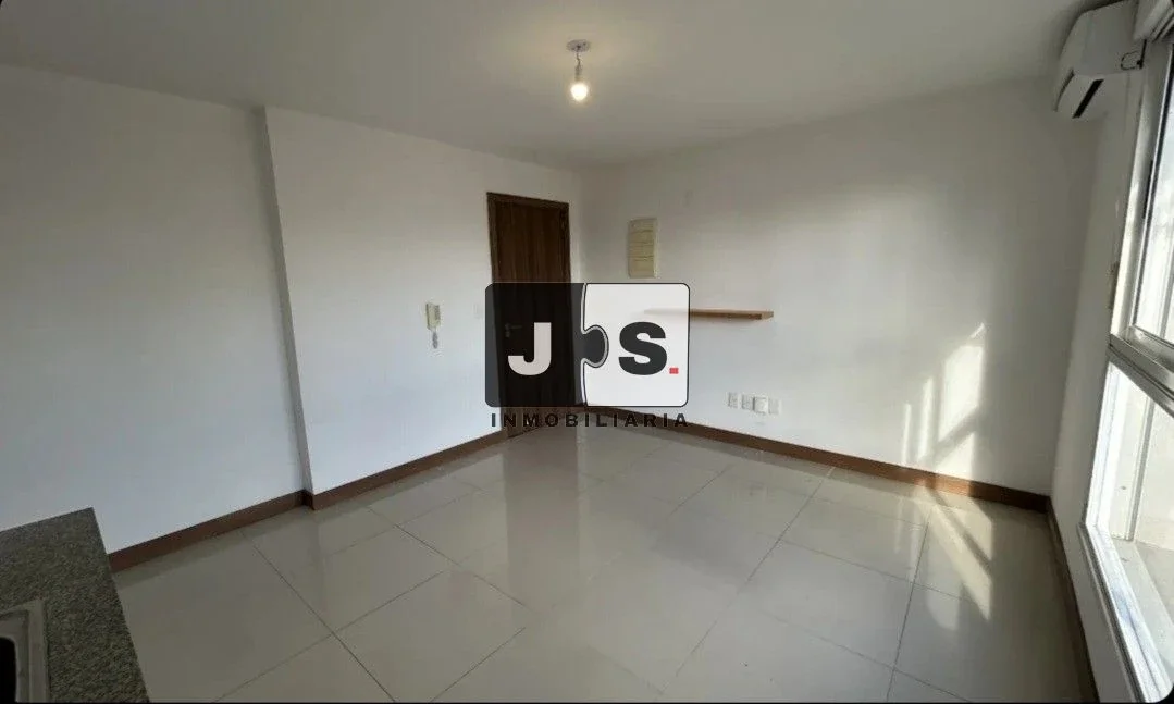 Alquilo apartamento en el Centro - Imagen 2