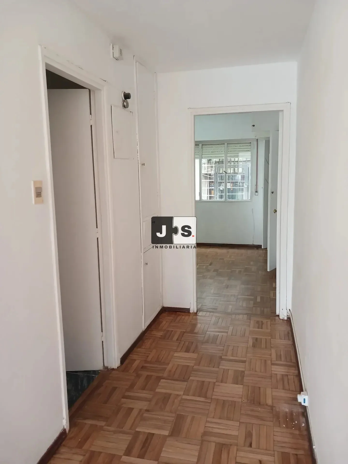 Alquilo Apartamento 1 dormitorio Centro - Imagen 2