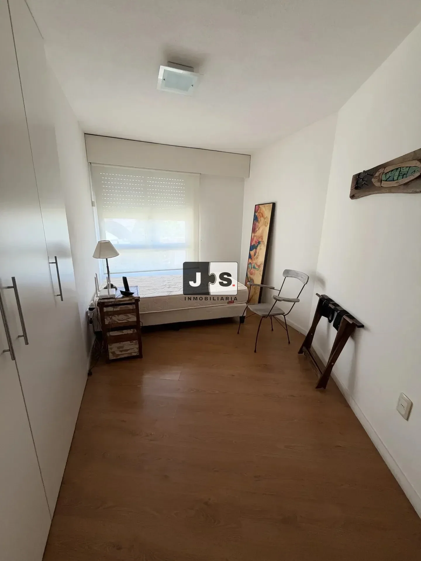 Alquilo apartamento 3 dormitorios c/cochera Barrio Malvin - Imagen 3