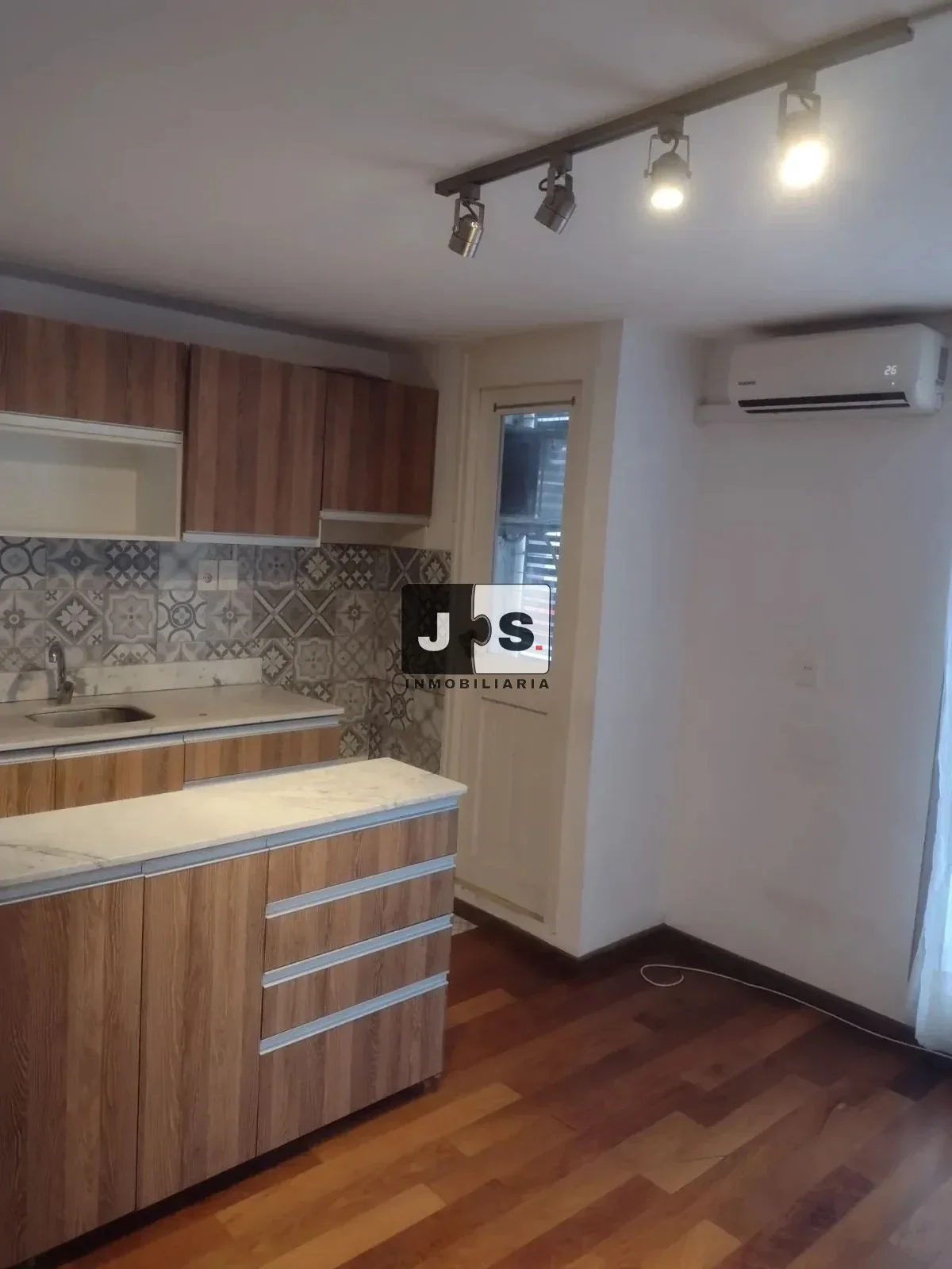 Vendo apartamento 1 dormitorio cochera en Cordón - Imagen 2