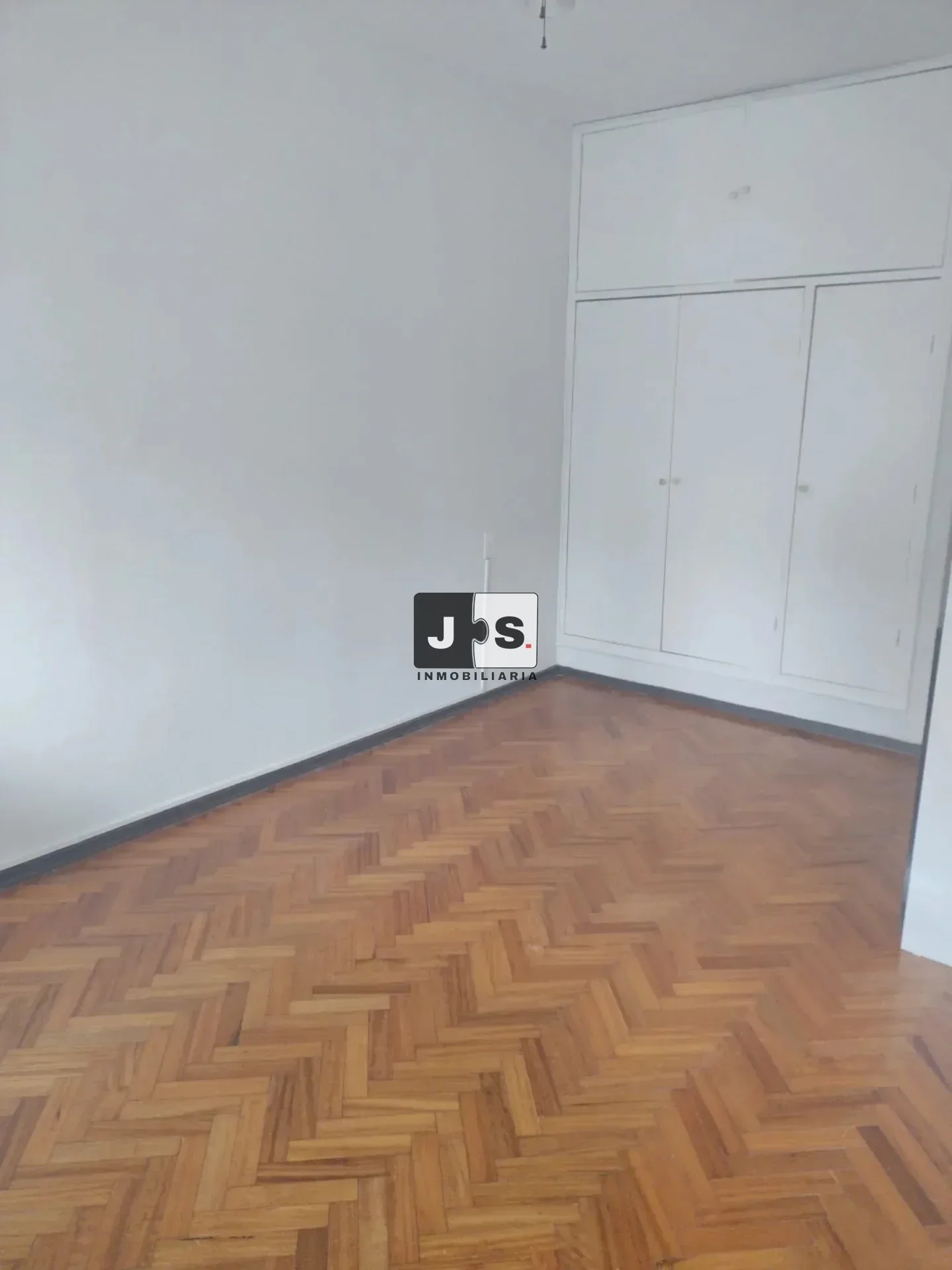 Alquilo apartamento 1 dormitorio c/balcón Barrio Sur - Imagen 5