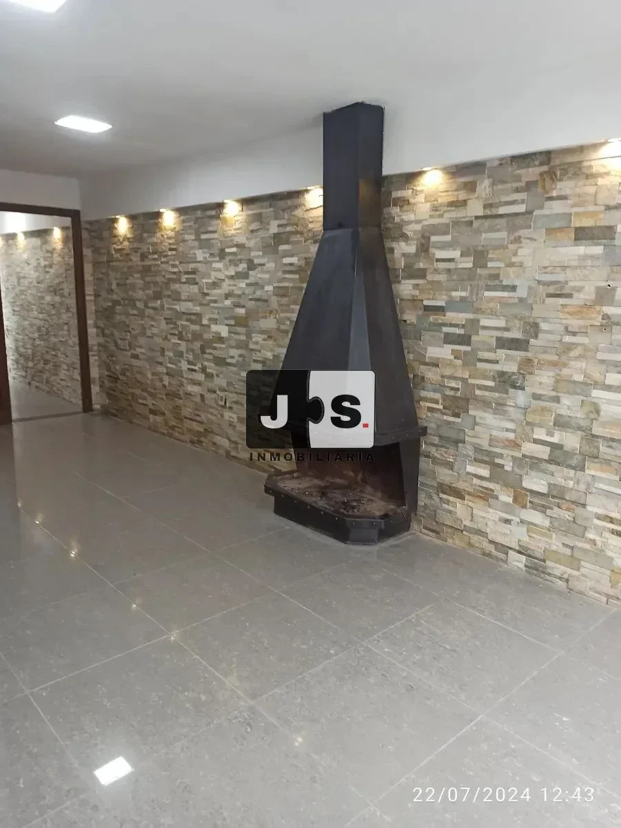 Casa en alquiler en Mercado Modelo - Imagen 2