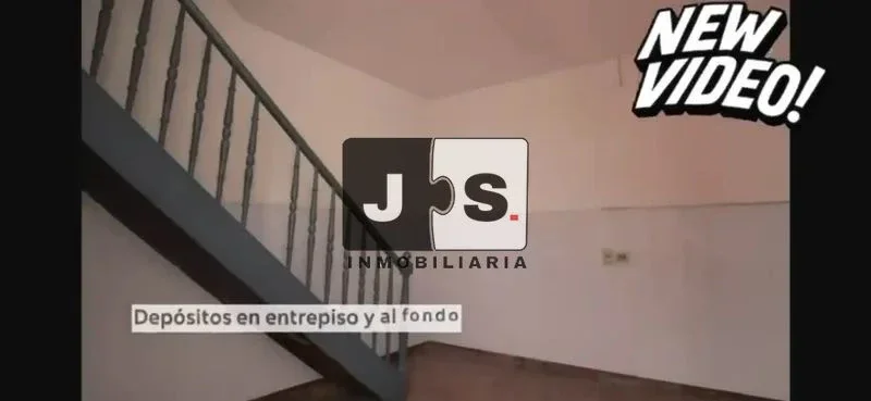 Casa en alquiler c/ cochera en Tres Cruces - Imagen 2