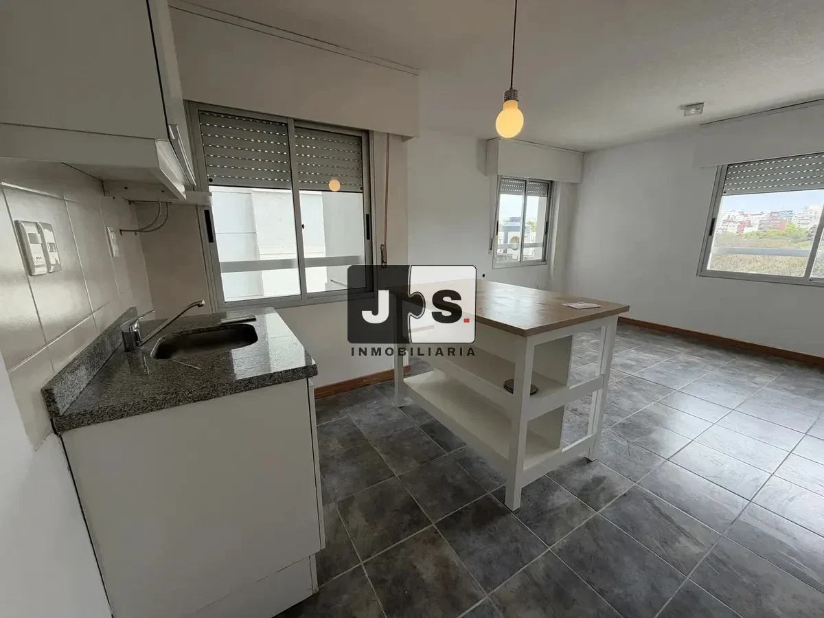 Alquilo Apartamento monoambiente Parque Rodó - Imagen 4