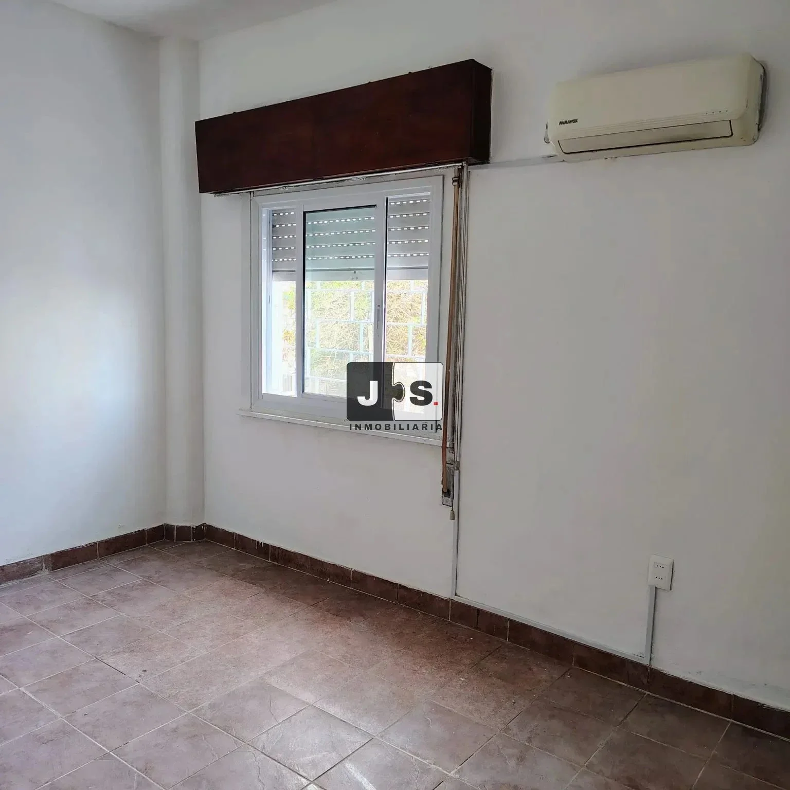 Alquilo Apartamento 2 dormitorios con garaje La Blanqueada - Imagen 2