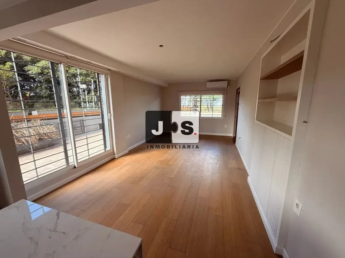 Apartamento en alquiler c/ cochera en Punta Gorda - Imagen 2