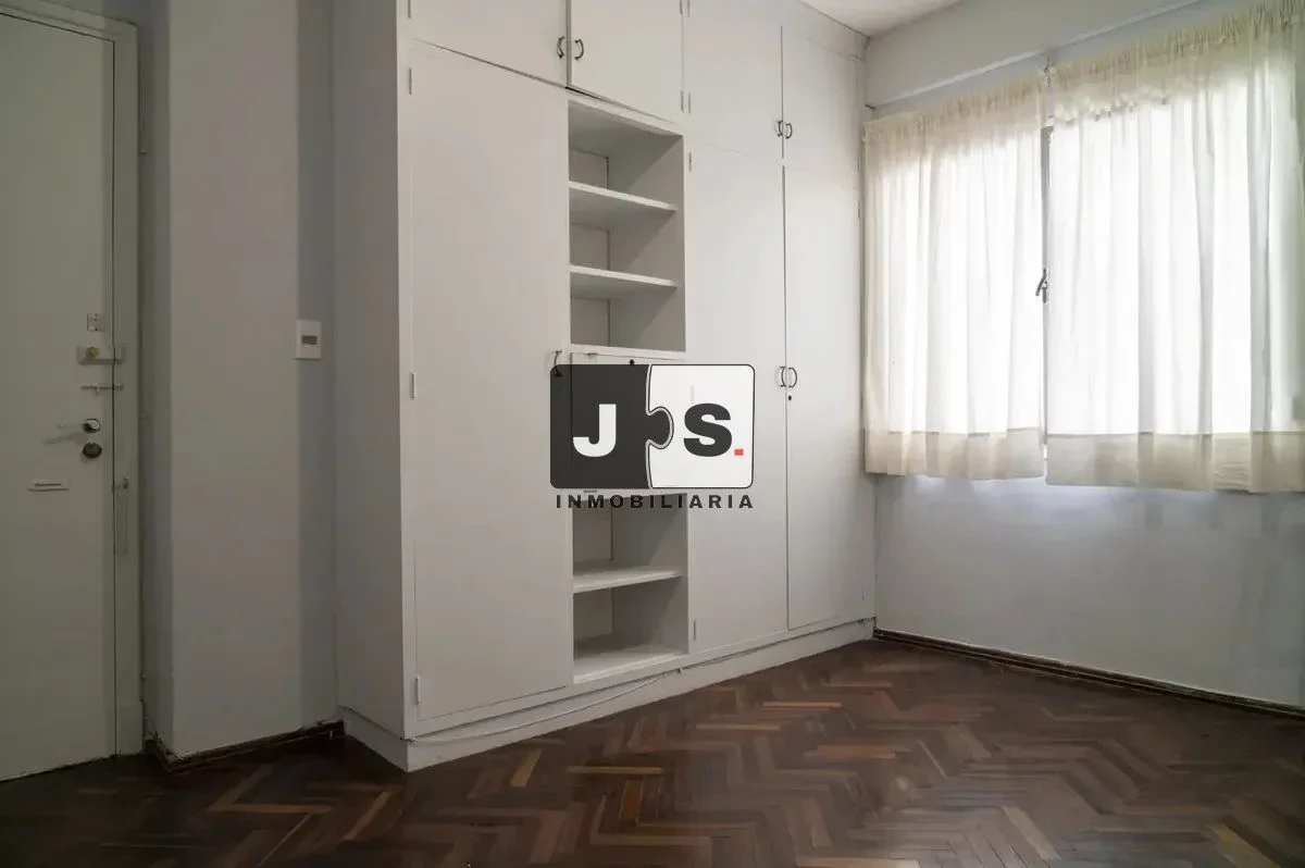 Apartamento en alquiler en Ciudad Vieja - Imagen 2