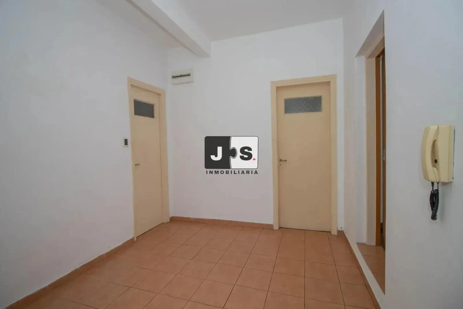 Vendo Apartamento 2 dormitorios y terraza Cordón - Imagen 2