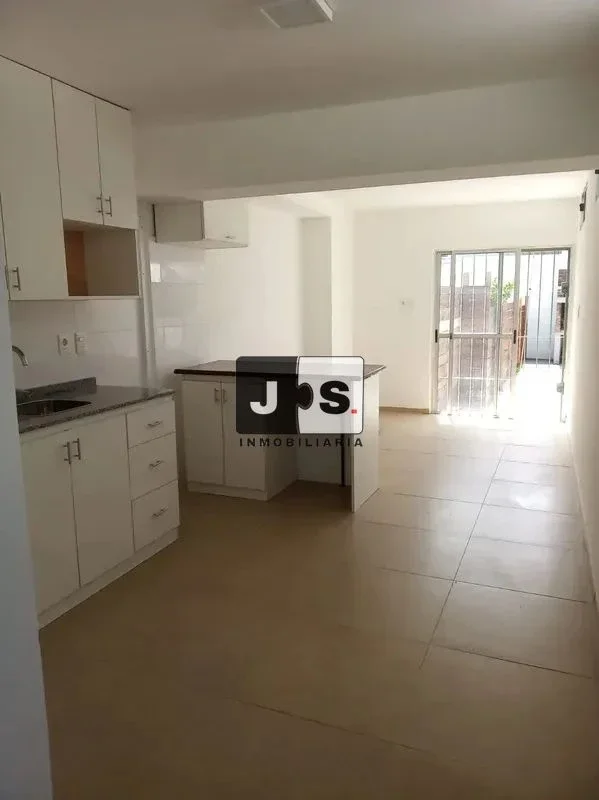 Alquilo casa 2 dormitorios en Paso Molino - Imagen 3