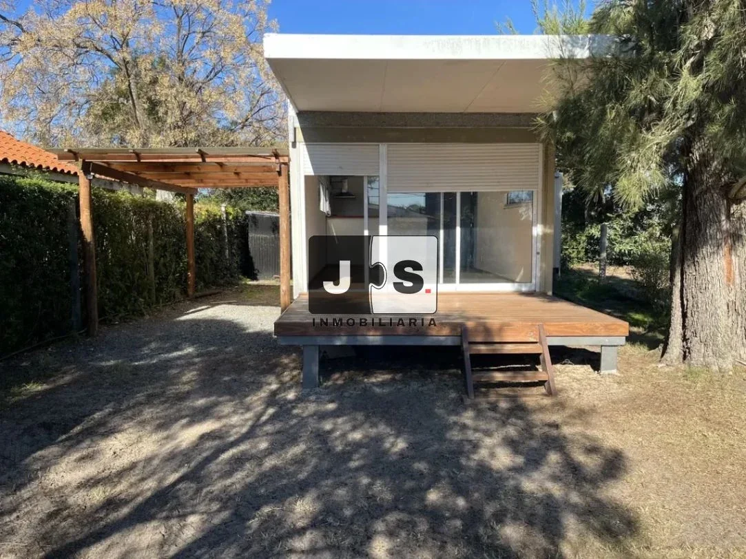 Casa en alquiler c/ cochera en Solymar - Imagen 1