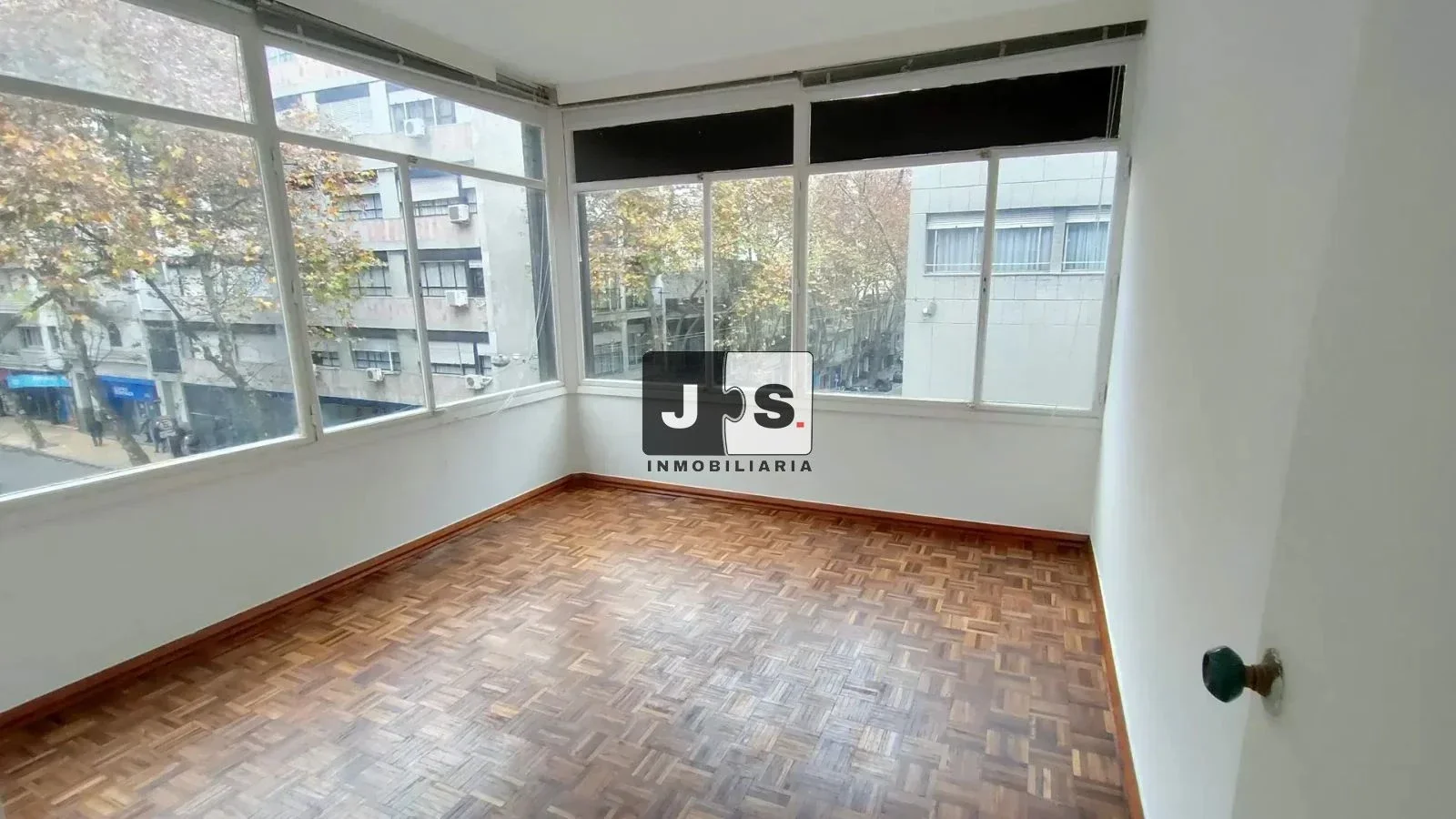 Alquilo Apartamento 2 Dormitorios en el Centro - Imagen 3