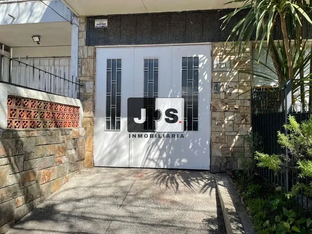 Casa en alquiler c/ cochera en Buceo - Imagen 2