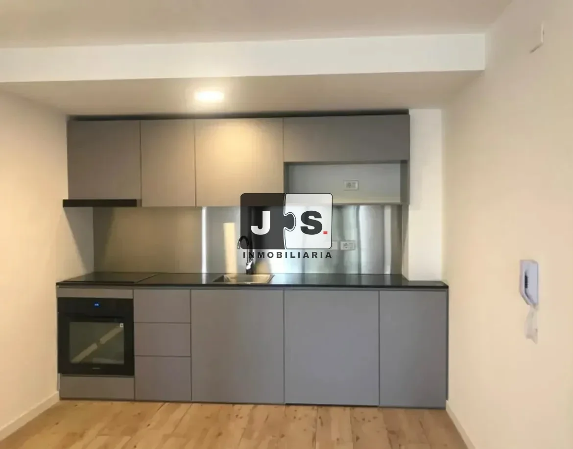 Alquilo apartamento 2 dormitorios Zona Puerto Buceo c/Cochera - Imagen 2
