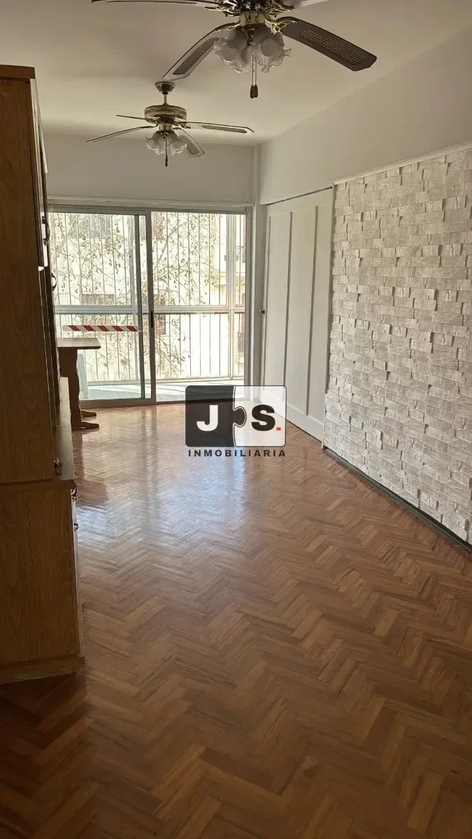 Alquilo apartamento 1 dormitorio c/balcón Barrio Sur - Imagen 2