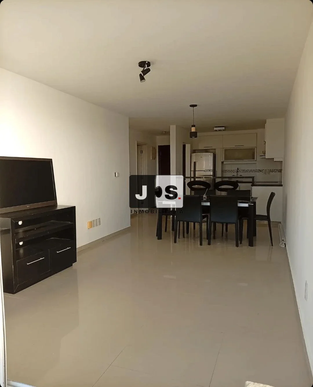 Apartamento en alquiler c/ cochera en Parque Miramar - Imagen 2
