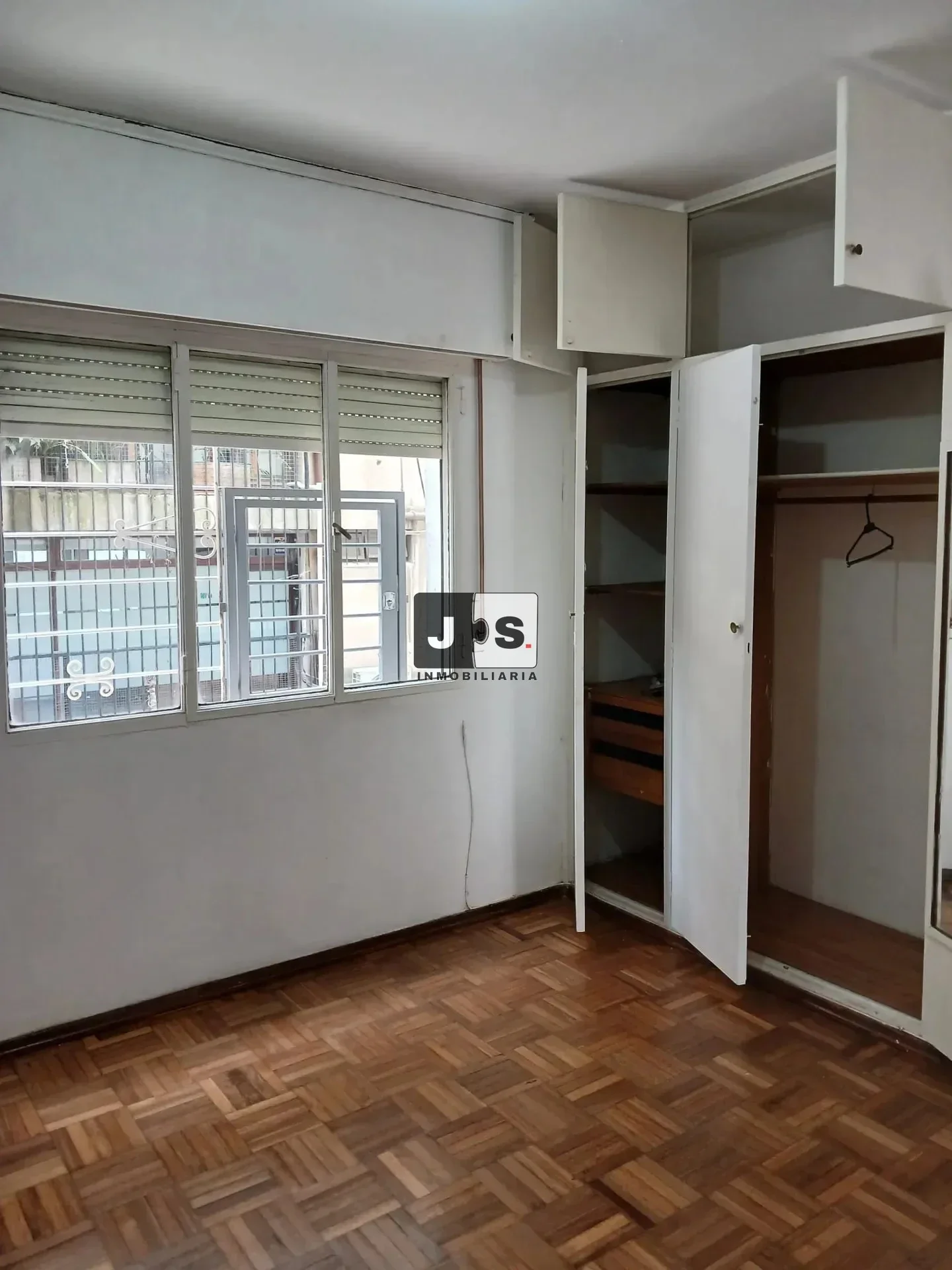 Alquilo Apartamento 1 dormitorio Centro - Imagen 1
