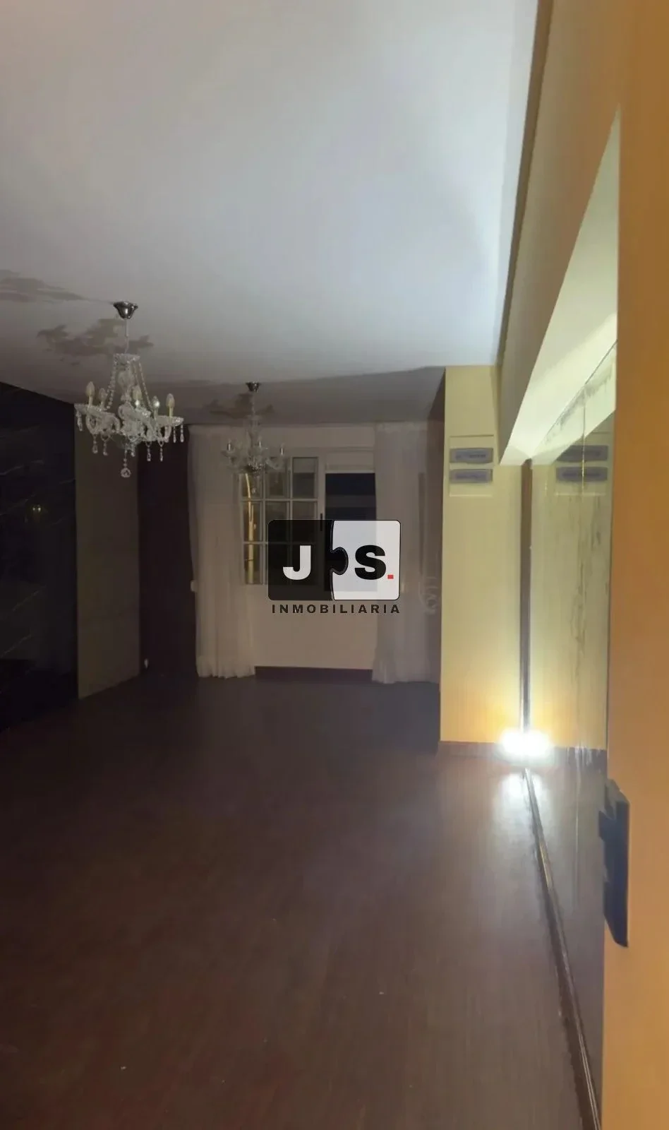 Alquilo apartamento tipo casa 2 dormitorios con patio y garaje  La Blanqueada - Imagen 2
