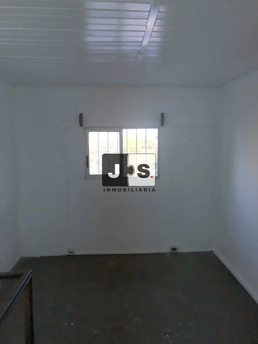 Casa en alquiler c/ cochera en Paso de las Duranas - Imagen 3
