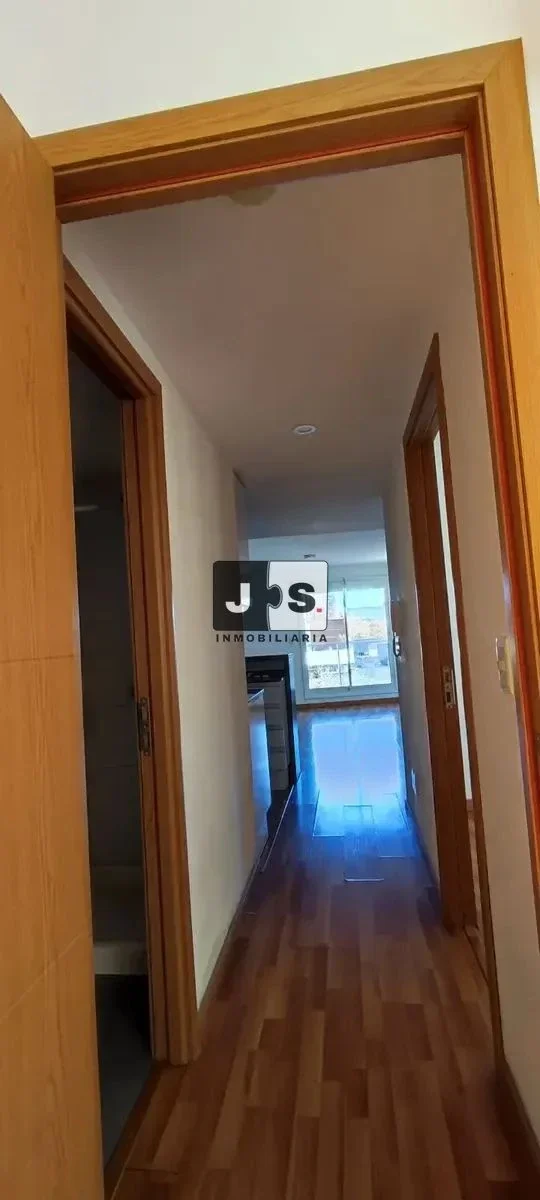 Alquilo Apartamento 2 dormitorios Cordón - Imagen 2