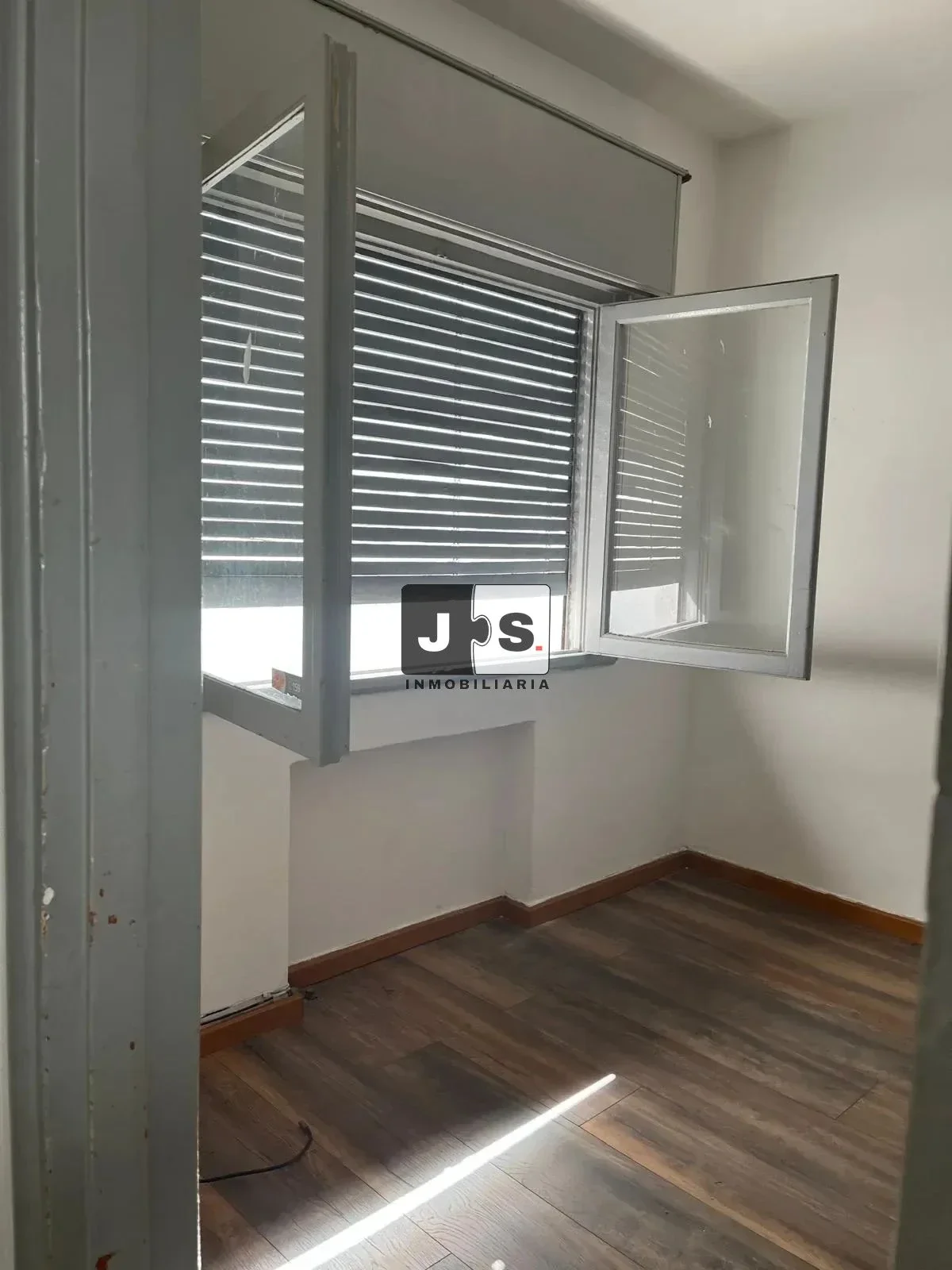 Alquilo Apartamento 1 dormitorio Ciudad Vieja - Imagen 4