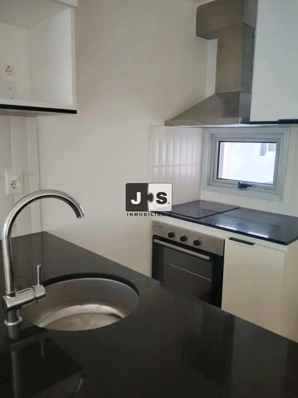 Apartamento en alquiler c/ cochera en Centro - Imagen 5