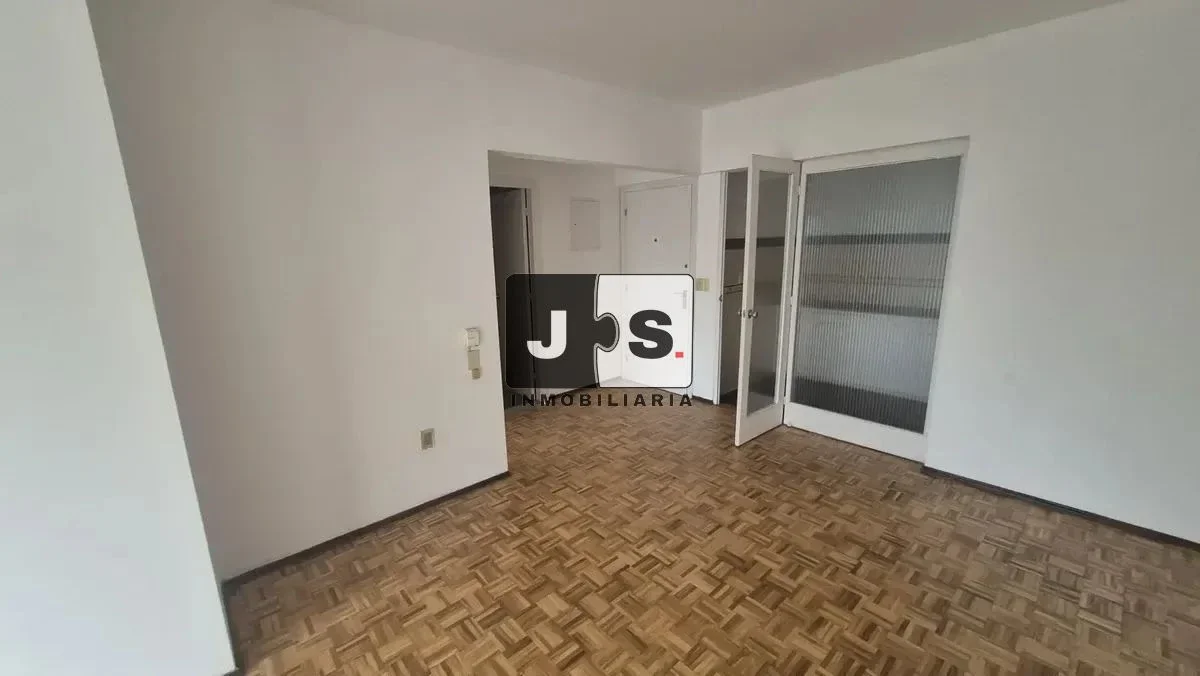 Alquiler de apartamento de 1 dormitorios en el Centro - Imagen 2