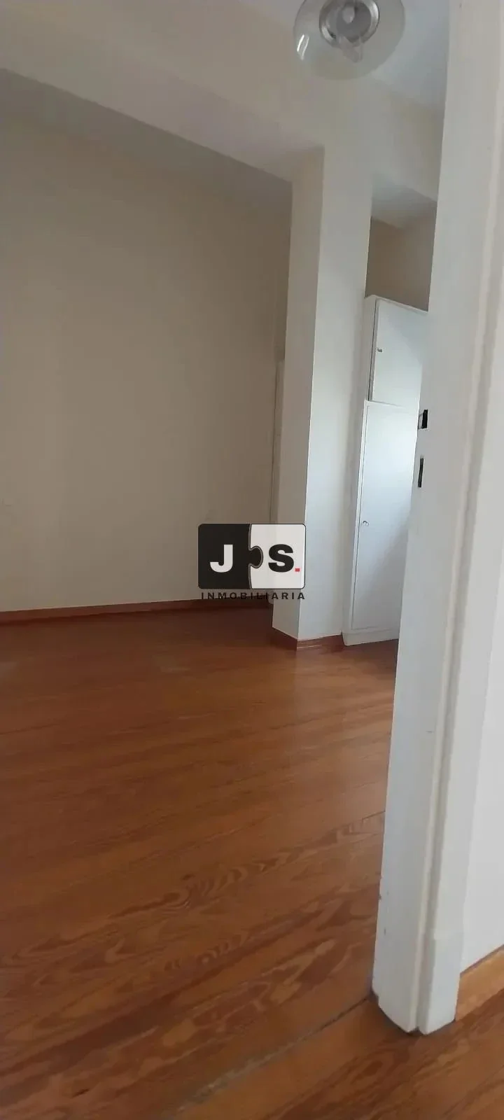 Alquilo Apartamento 2 dormitorios 2 baños Centro - Imagen 2