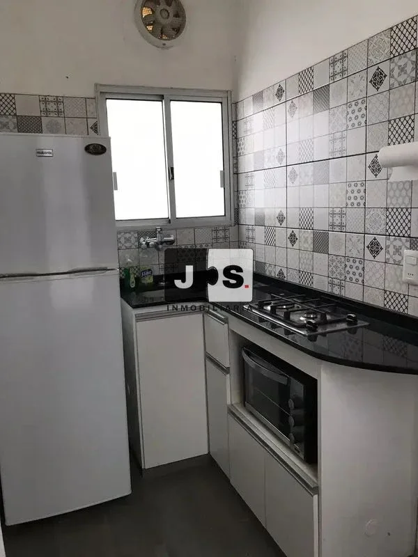 Alquilo apartamento de dos dormitorios en el Centro - Imagen 2