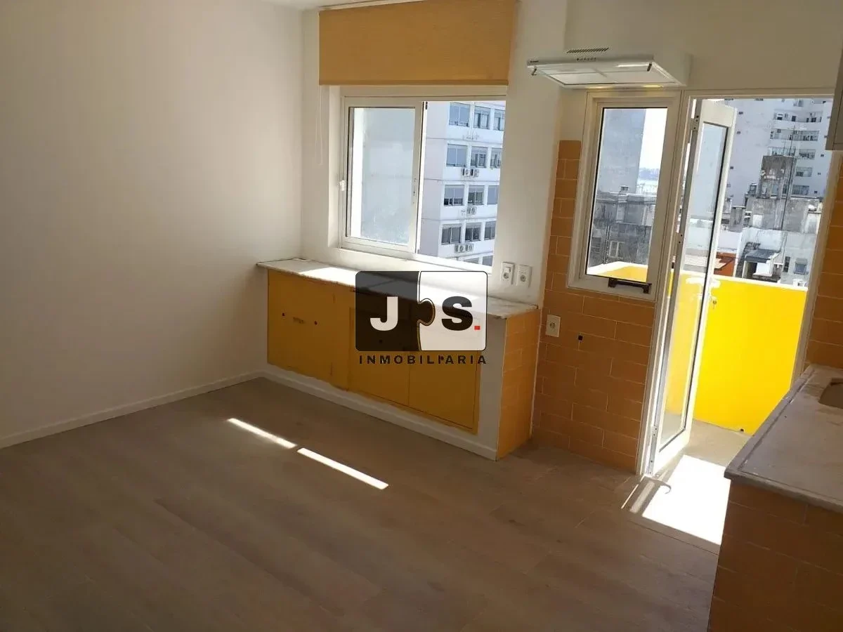 Alquilo Apartamento 1 dormitorio con terraza Centro - Imagen 4