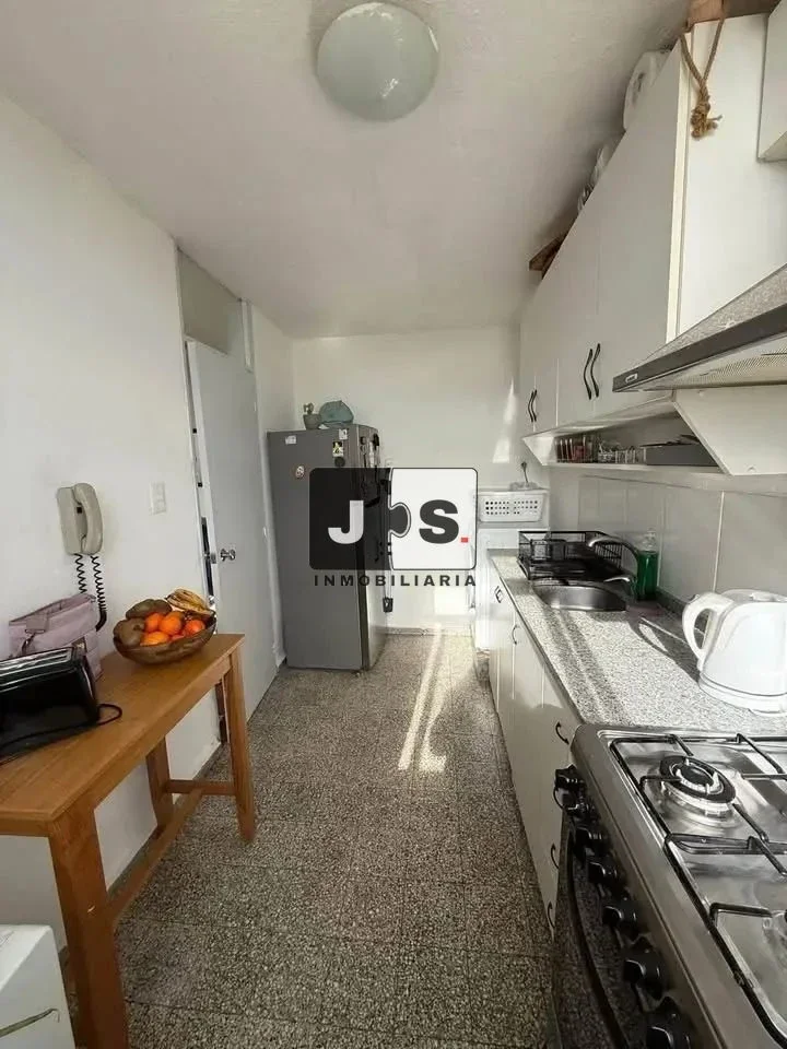 Alquiler de apartamento de 2 dormitorios en Malvin Norte - Imagen 2